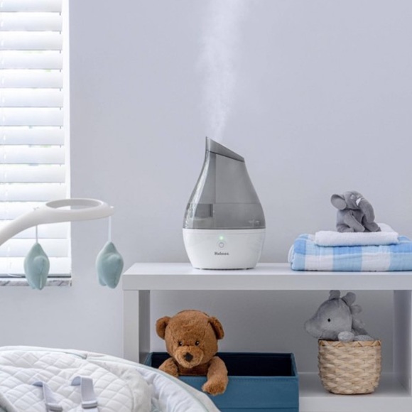 New! Holmes 0.5gal Virtually Silent Ultrasonic
Cool Mist Humidifier - Picture 4 of 7